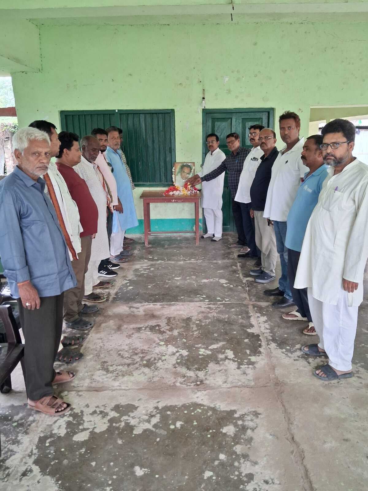 बलिदान दिवस के रूप में मनाई गई पूर्व पीएम की पुण्यतिथि