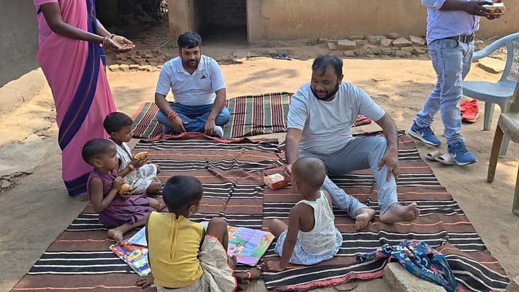 विधायक ने आंगनबाड़ी केंद्र बनाने का दिया निर्देश