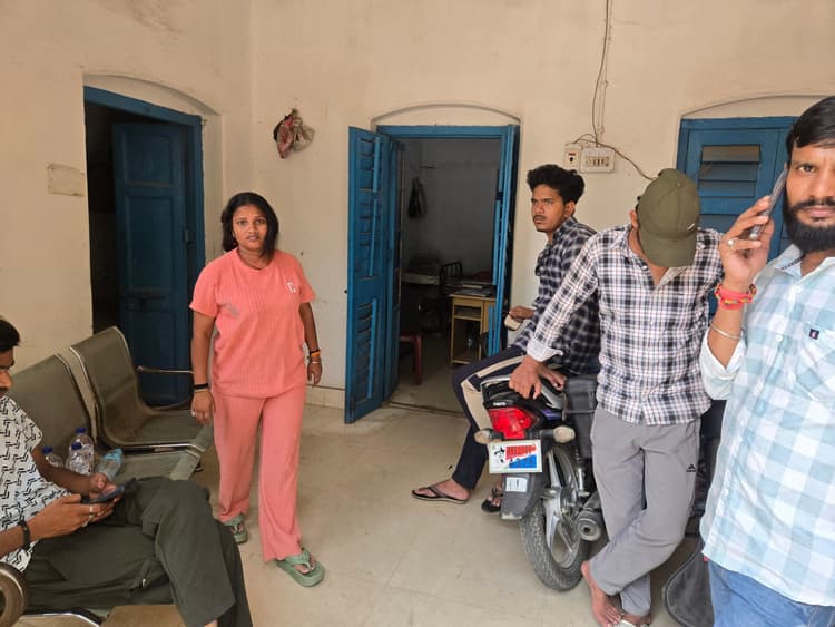 देवघर में बंगाल के युवक ने लगायी फांसी, बहन के किराये के कमरे में मिला शव