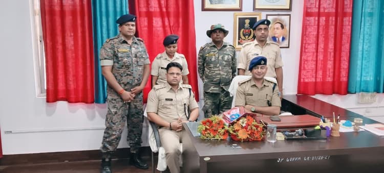 गोड्डा में नये एसडीपीओ आकाश भारद्वाज ने संभाला पदभार