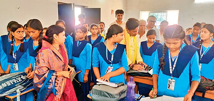 Bhagalpur news विधायक ने किया विद्यालयों का निरीक्षण