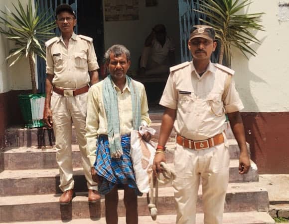 अफीम की खेती मामले का फरार आरोपी गिरफ्तार