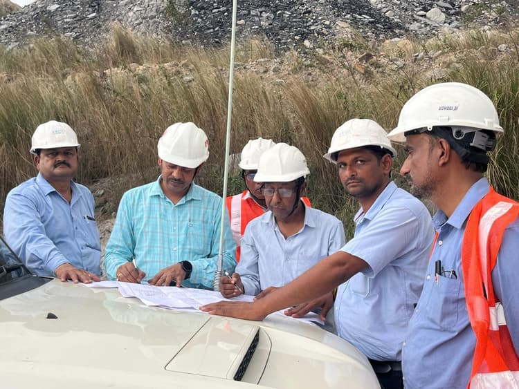 सुरक्षा मानकों के पालन को लेकर डीजीएमएस की टीम ने किया निरीक्षण