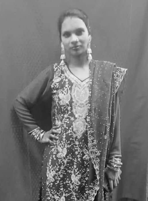 पत्नी की हत्या मामले में पति सहित आधा दर्जन से अधिक लोगों पर एफआइआर दर्ज
