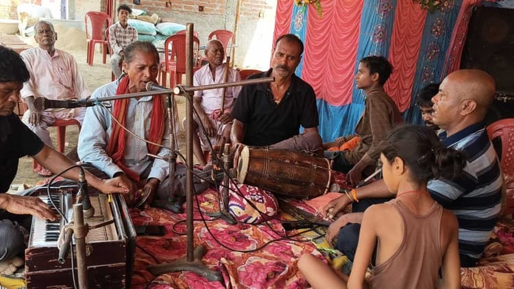 दो दिवसीय संतमत सत्संग का शुभारंभ