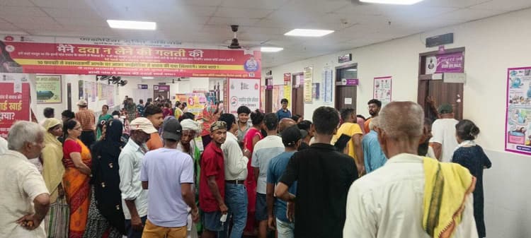 भीषण गर्मी के बीच अस्पताल में बढ़ने लगे मरीज, दस्त व डायरिया के सर्वाधिक मामले