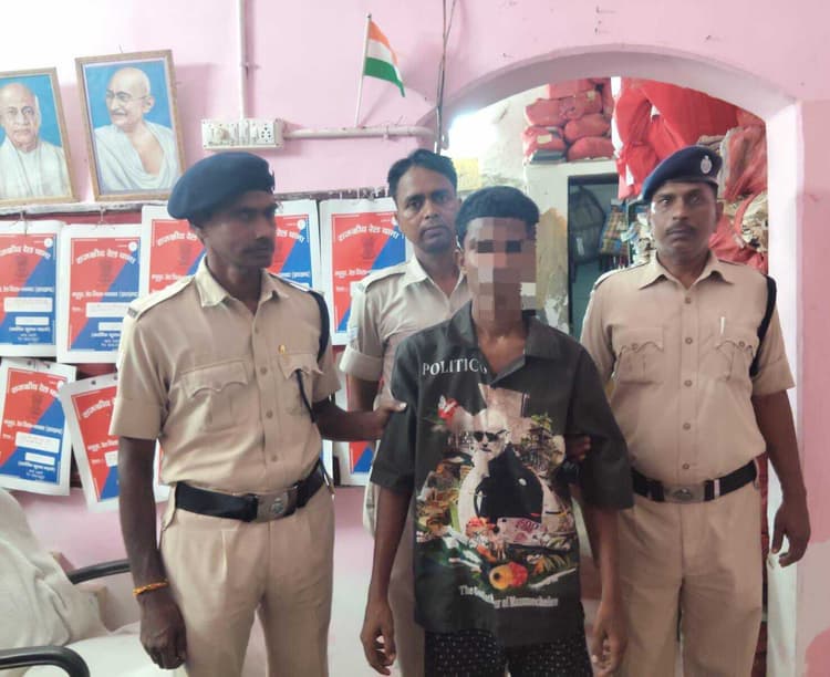 मोबाइल छीनकर भाग रहे युवक को आरपीएफ-जीआरपी ने पकड़ा