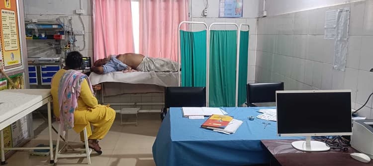इमरजेंसी, एसएनसीयू और बच्चों की ओपीडी संभालते रहे डॉ आशुतोष
