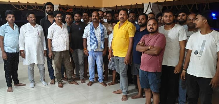 बिजली संकट पर उपभोक्ताओं ने की बैठक, दी आंदोलन की चेतावनी