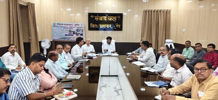 दवा उपलब्धता में पहले से दूसरे स्थान पर पहुंचने पर डीएम ने जताई नाराजगी