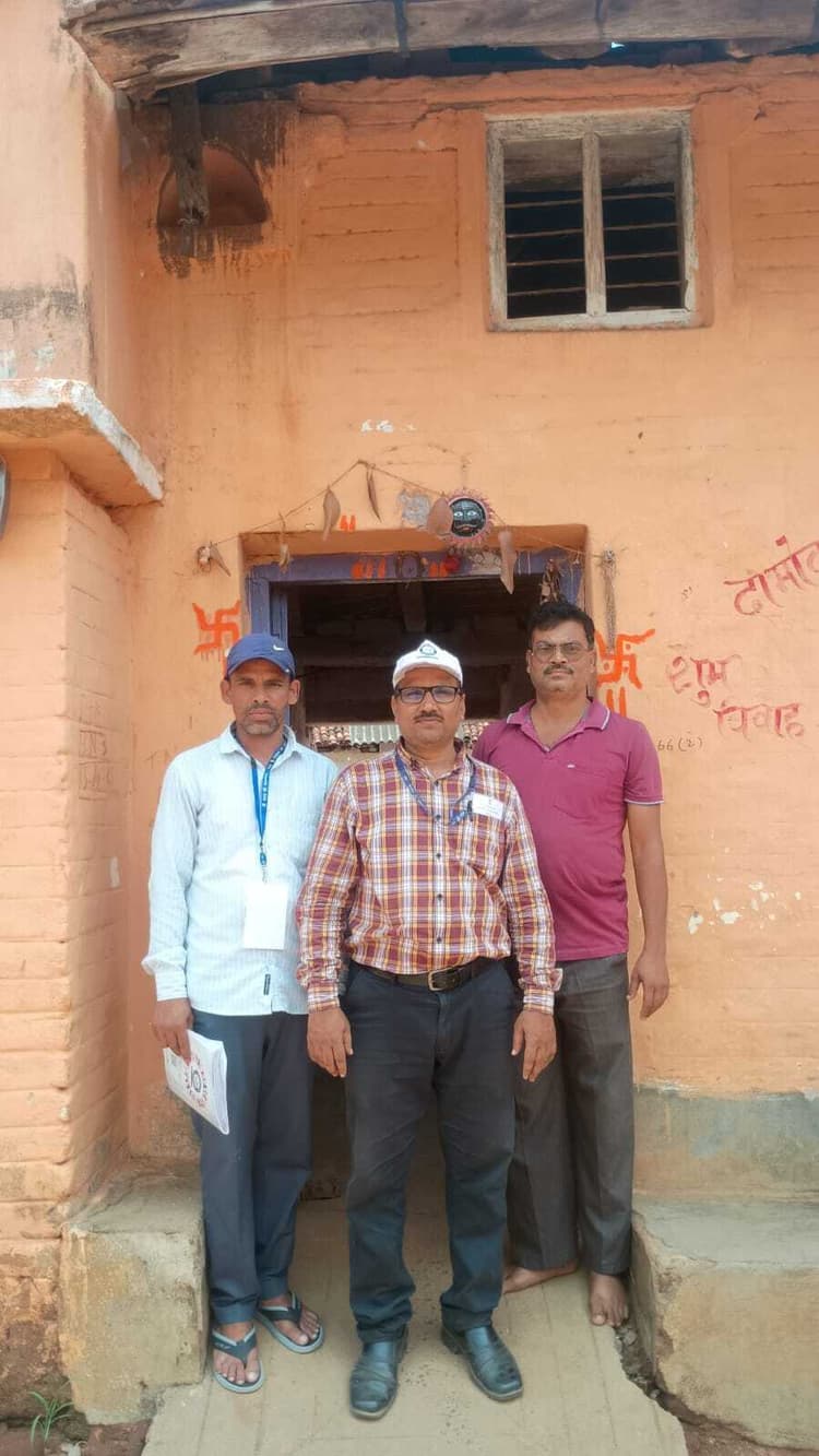 जनगणना कार्य में सहयोग के लिए ग्रामीणों से की अपील