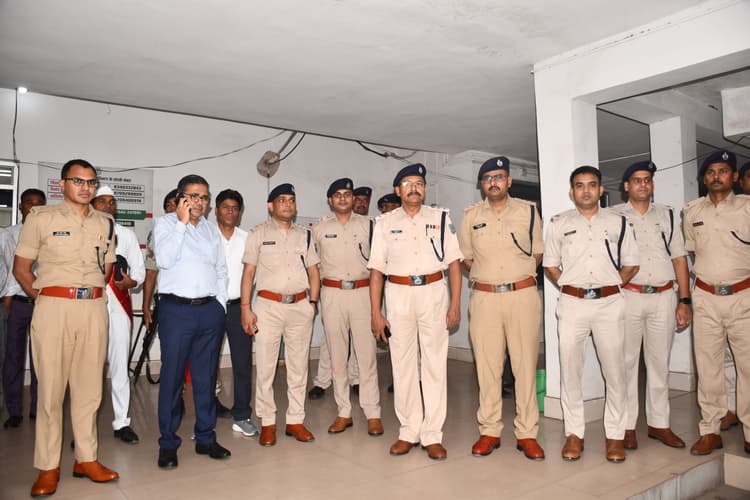 Bokaro News : त्याेहार में माहौल खराब करने वालों पर कार्रवाई की चेतावनी