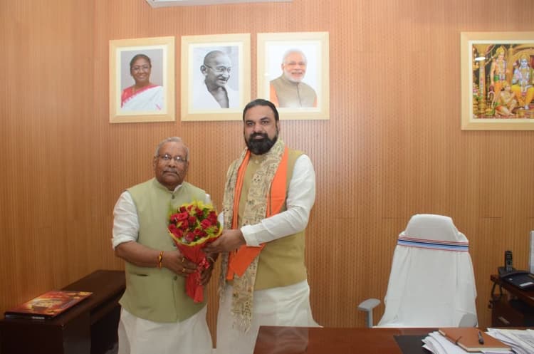 मुख्यमंत्री से मिलकर कटिहार के विकास के लिए पूर्व उपमुख्यमंत्री ने रखी मांगें