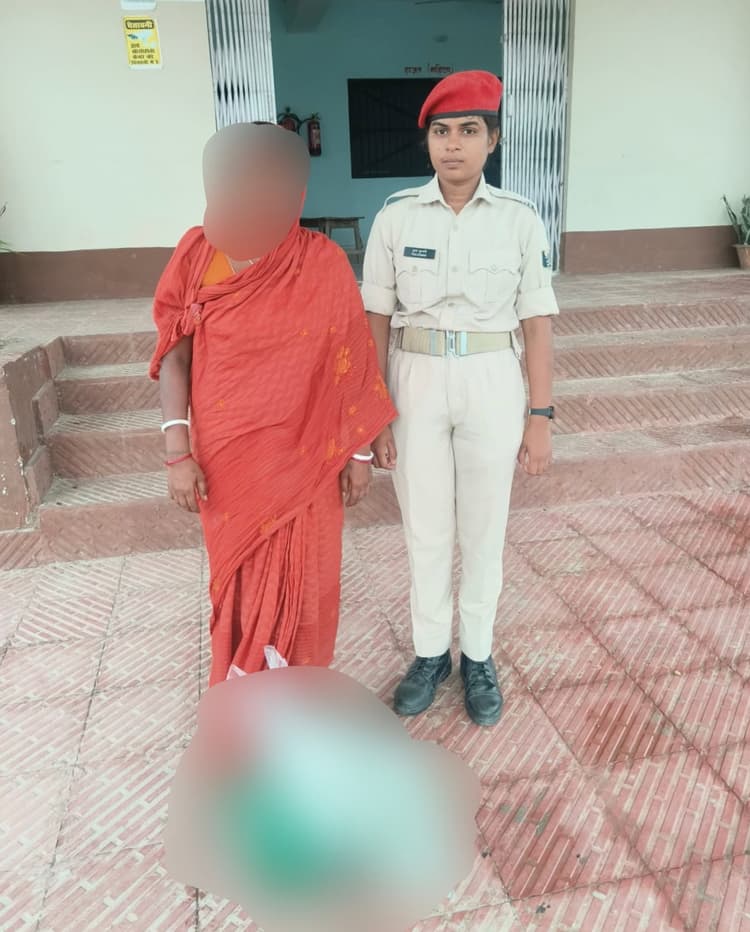 20 लीटर शराब के साथ महिला तस्कर गिरफ्तार