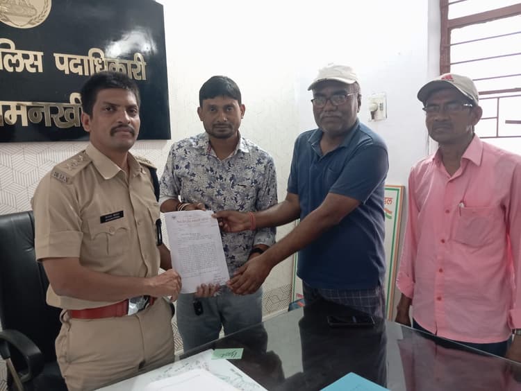 महिला हत्याकांड के पीड़ित परिवार से मिला विहिप का शिष्टमंडल