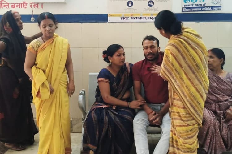 गढ़वा: पेड़ से लटका मिला 19 वर्षीय युवक का शव, प्रेम-प्रसंग में आत्महत्या की आशंका