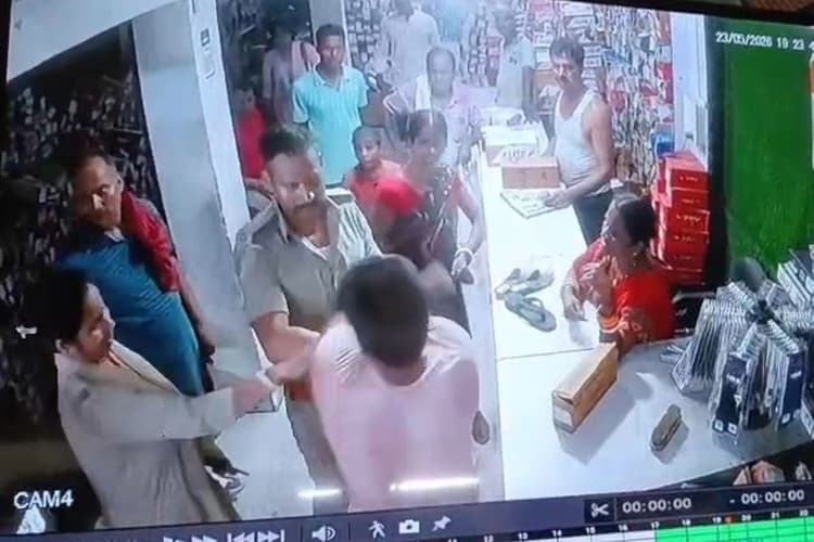 Hajipur News: डायल 112 की दबंगई का वीडियो वायरल