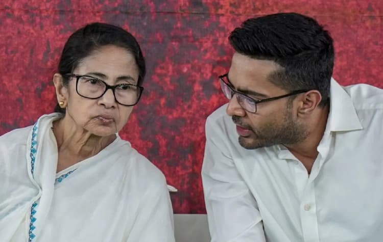 ममता का आभामंडल टूटा, पार्टी में अंदरूनी दरारें उजागर, हार के बाद अस्तित्व के संकट से जूझ रही तृणमूल