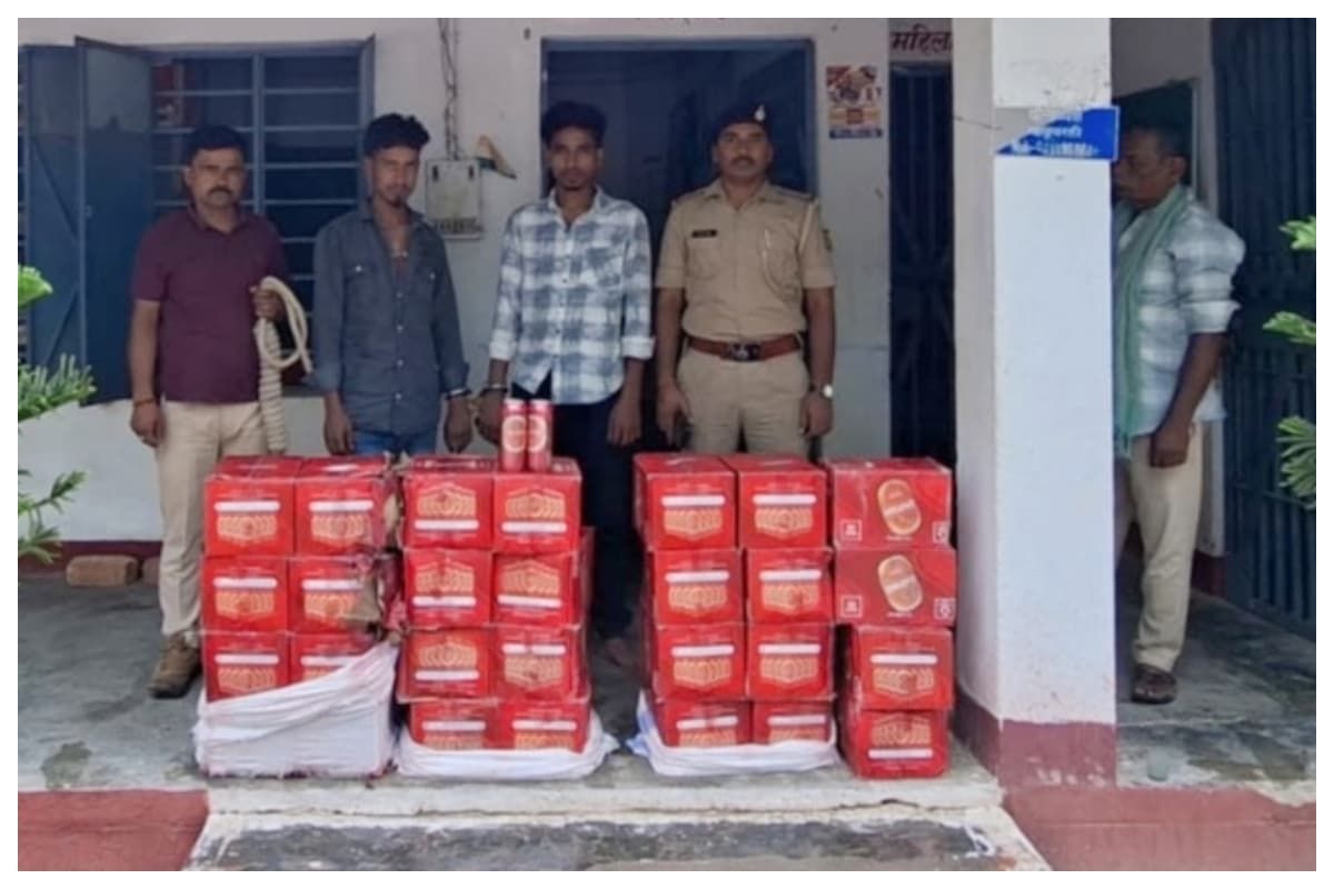 Madhubani News: 'Beer Route' from Nepal border to Bihar busted, huge quantity of liquor recovered