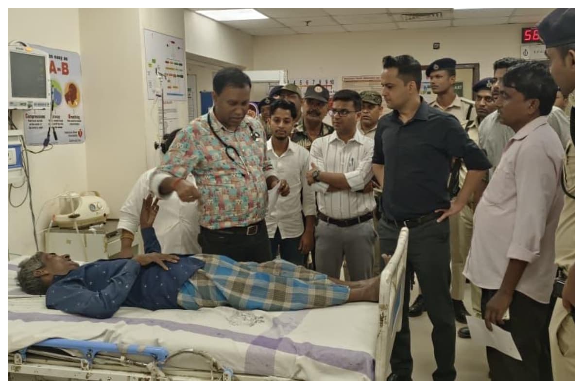 Madhubani sadar hospital inspection DM action
