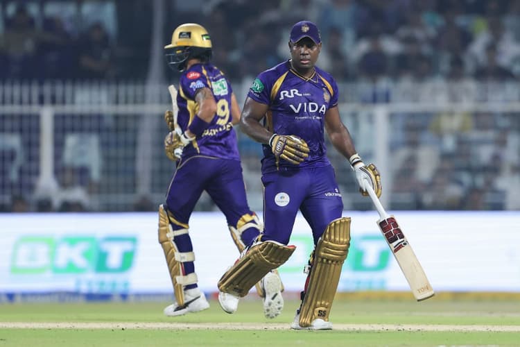 KKR की जीत से प्लेऑफ की उम्मीदें बरकरार, मुंबई इंडियंस को 4 विकेट से हराया