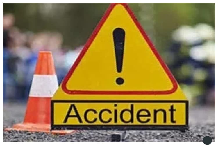 शिवहर: पिपराही चौक पर तेज रफ्तार ट्रक का कहर, 9 वर्षीय आयुष की दर्दनाक मौत