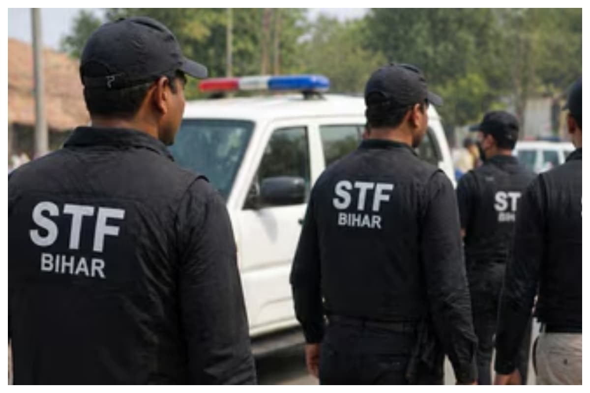 Muzaffarpur News: मुजफ्फरपुर में एसटीएफ का बड़ा एक्शन, 7 साल से फरार हाइवे लुटेरा
