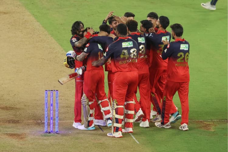 चैंपियन बनते ही RCB पर हुई पैसों की बारिश, जानिए किस टीम को मिली कितनी रकम