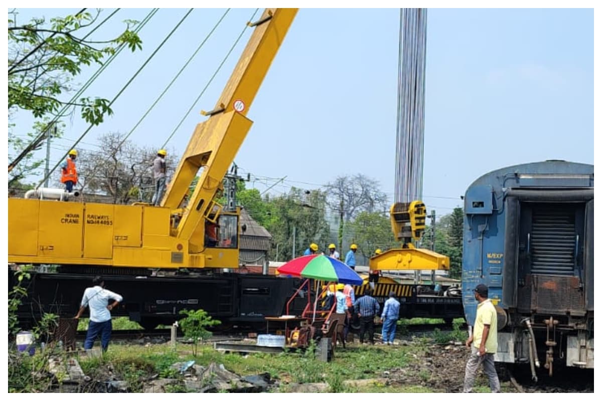 समस्तीपुर रेलवे को मिली 140 टन की अत्याधुनिक क्रेन, हादसों में मिलेगी बड़ी मदद