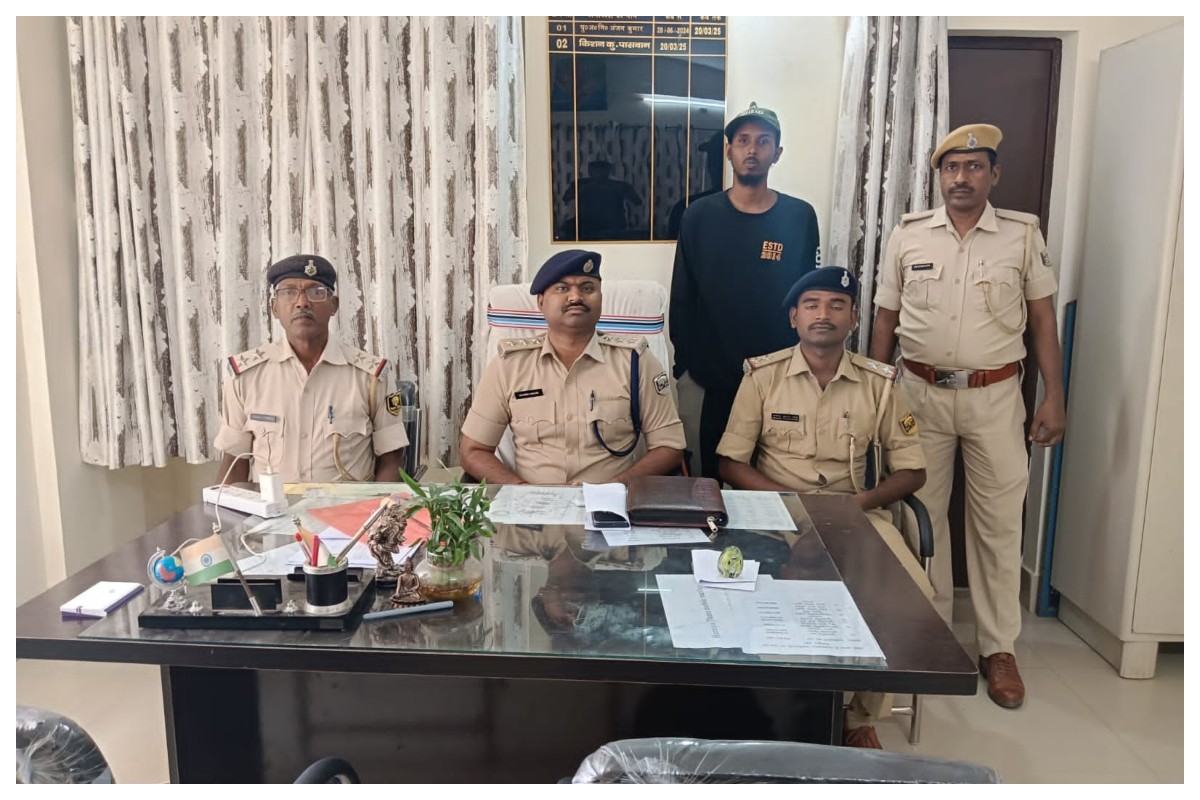 Motihari News: रक्सौल बॉर्डर पर धराया विदेशी नागरिक: वीजा खत्म होने के बाद भी भारत में अवैध रूप से रह रहा था