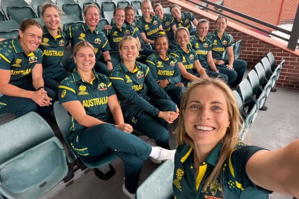 Aus women team taking selfie