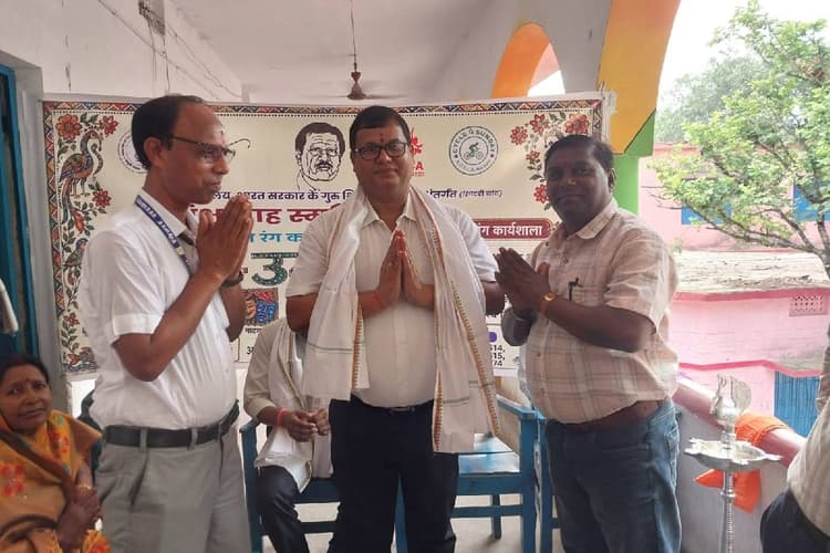 बरौनी में ग्रीष्मकालीन रंग-उमंग कार्यशाला का शुभारंभ, 65 बच्चों को मिलेगा कला और व्यक्तित्व विकास का प्रशिक्षण