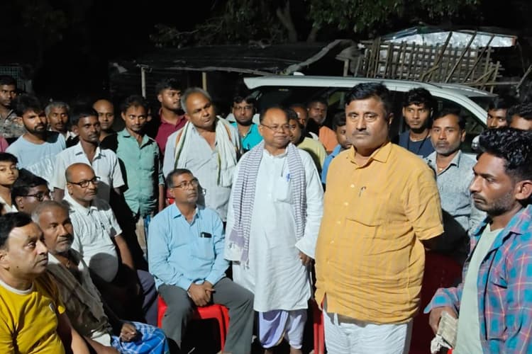 Madhubani Power Cut: मधुबनी में आज पांच घंटे बिजली रहेगी बंद, मेंटेनेंस के लिए शटडाउन, लिस्ट देखें