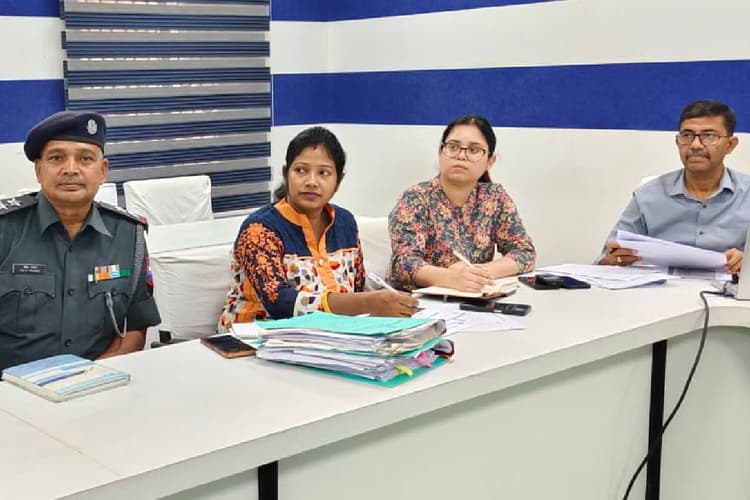 नालंदा में वज्रपात को लेकर प्रशासन सतर्क, मानसून से पहले जागरूकता अभियान तेज करने के निर्देश