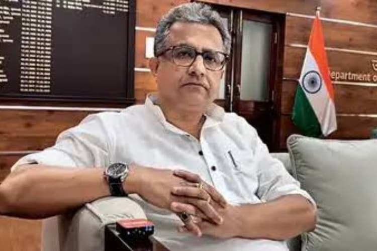 आज भागलपुर पहुंचेंगे प्रभारी मंत्री नीतीश मिश्रा, बाढ़ से श्रावणी मेला तक तैयारियों की करेंगे समीक्षा
