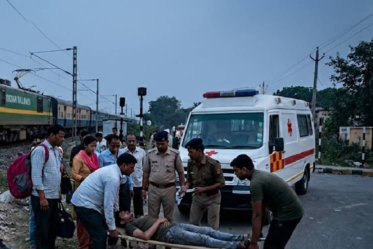 जहानाबाद में चलती पैसेंजर ट्रेन से गिरा यात्री, गंभीर हालत में सदर अस्पताल में भर्ती