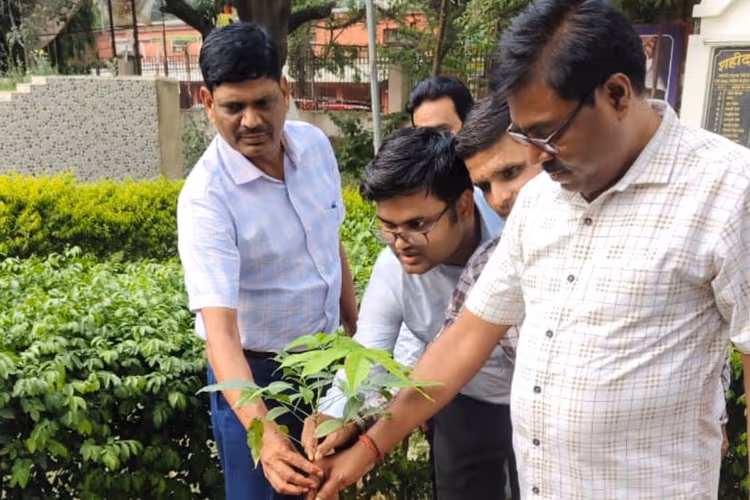 आरा में पर्यावरण दिवस पर जागरूकता कार्यक्रम का आयोजान, अधिकारियों ने प्रदूषण मुक्त का दिया संदेश