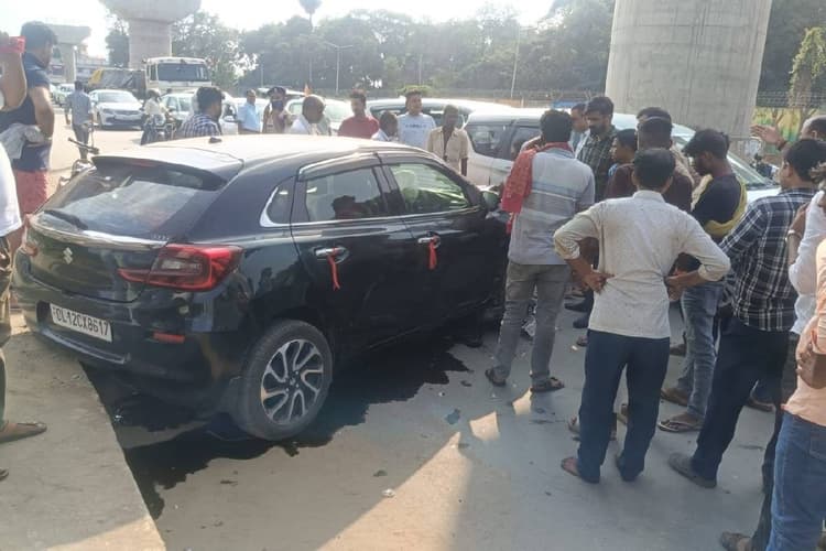 बिहटा में ट्रक और कार की भीषण टक्कर, एयरबैग खुलने से टला बड़ा हादसा