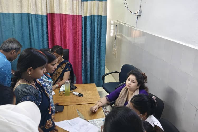 दाउदनगर अस्पताल में मातृत्व अभियान उत्सव, 118 गर्भवतियों की जांच और 45 हाई रिस्क चिन्हित