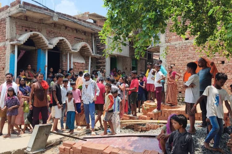 राजगीर में मंदिर में चोरी के लिए घुसे दो युवक, ग्रामीणों ने पीट-पीटकर मार डाला