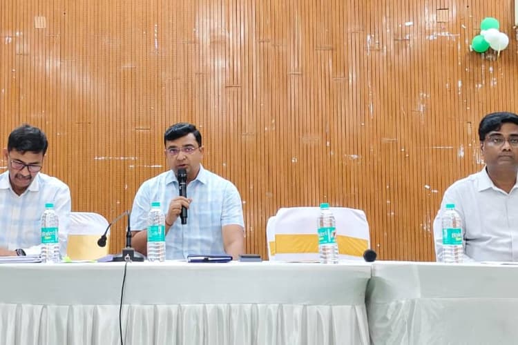 नालंदा: लोक शिकायत निवारण अधिनियम के तहत डीएम ने सुनी पांच अपीलें, कई मामलों का मौके पर हुआ निष्पादन
