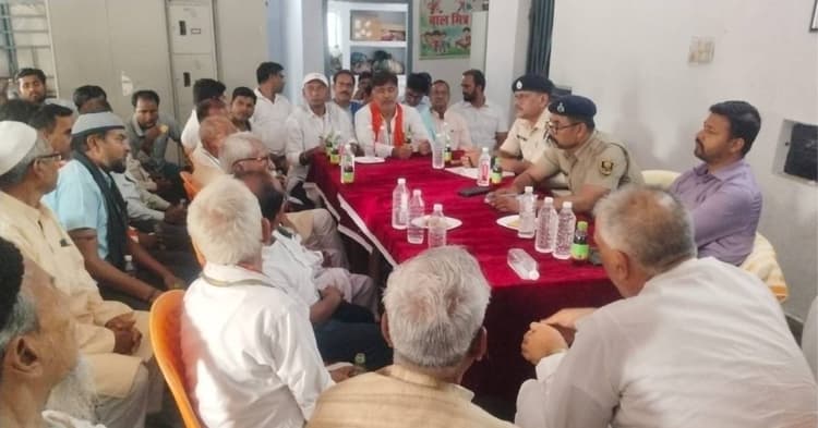 औरंगाबाद में शांति समिति की बैठक में प्रशासन की अपील, शांतिपूर्ण माहौल में मनाएं मुहर्रम