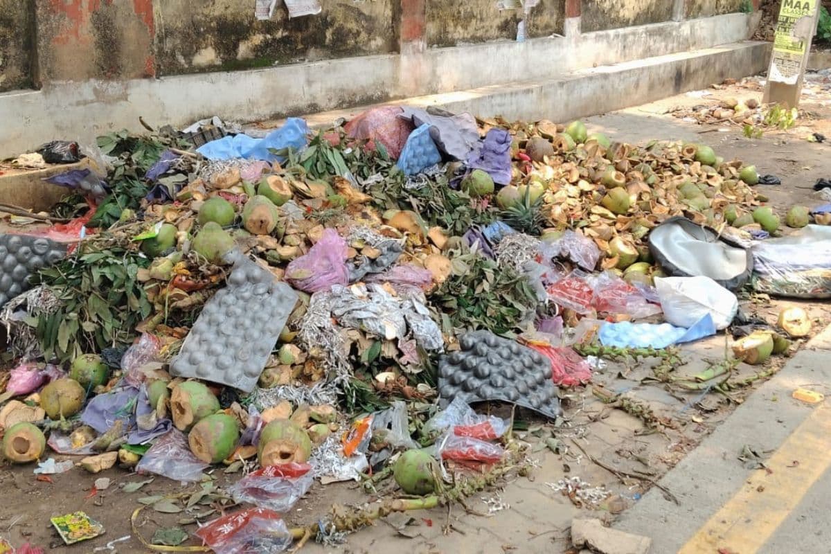 स्मार्ट सिटी के दावे व जमीनी हकीकत : स्कूलों के सामने कूड़े का अंबार, भागलपुर की स्वच्छता व्यवस्था पर उठ रहे बड़े सवाल