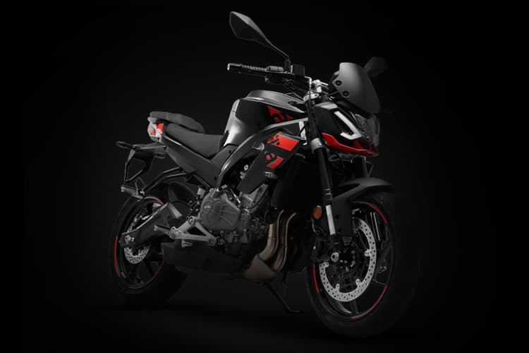 3.99 लाख रुपये में लॉन्च हुई नई Aprilia Tuono 457, सीट से लेकर सस्पेंशन तक हुए बड़े बदलाव