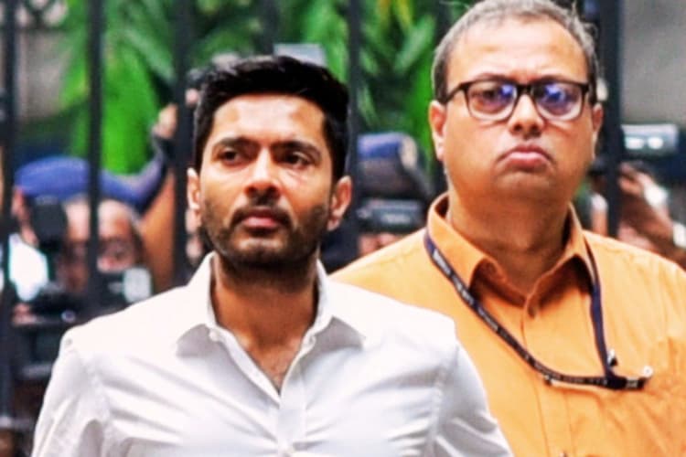 भड़काऊ बयानबाजी मामले में सीआईडी के सामने पेश हुए तृणमूल सांसद अभिषेक बनर्जी
