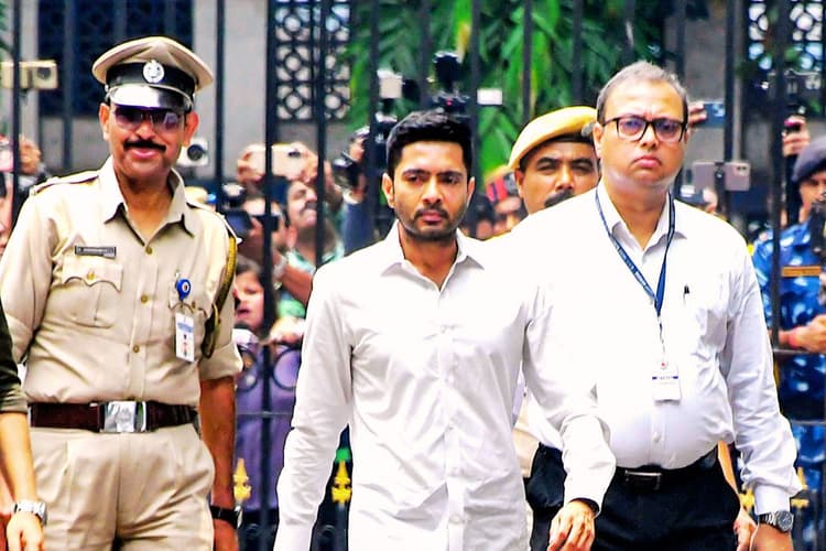 अभिषेक बनर्जी से सीआईडी ने साढ़े 8 घंटे की पूछताछ, कुणाल घोष से भी पूछे सवाल