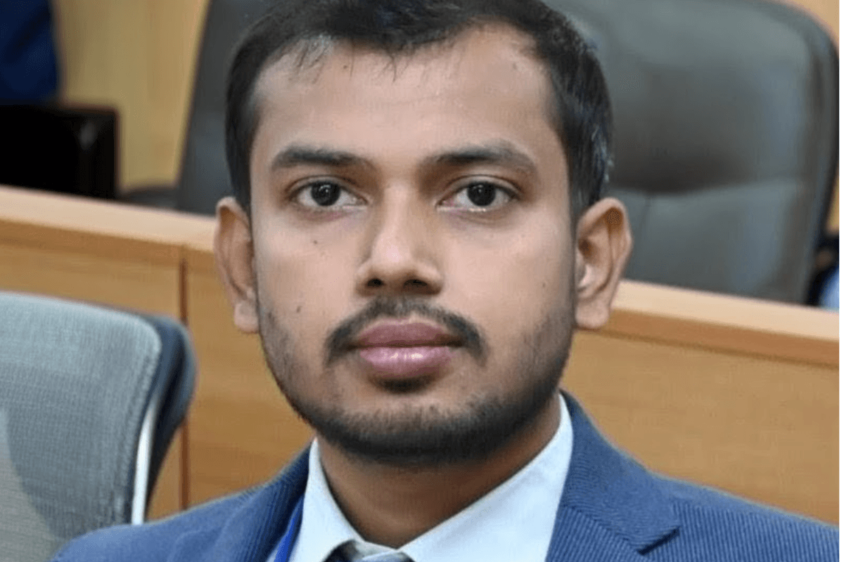 पैसे के आभाव में कभी नानी के घर रहकर की पढ़ाई, पहले ही प्रयास में बने असिस्टेंट कमिश्नर