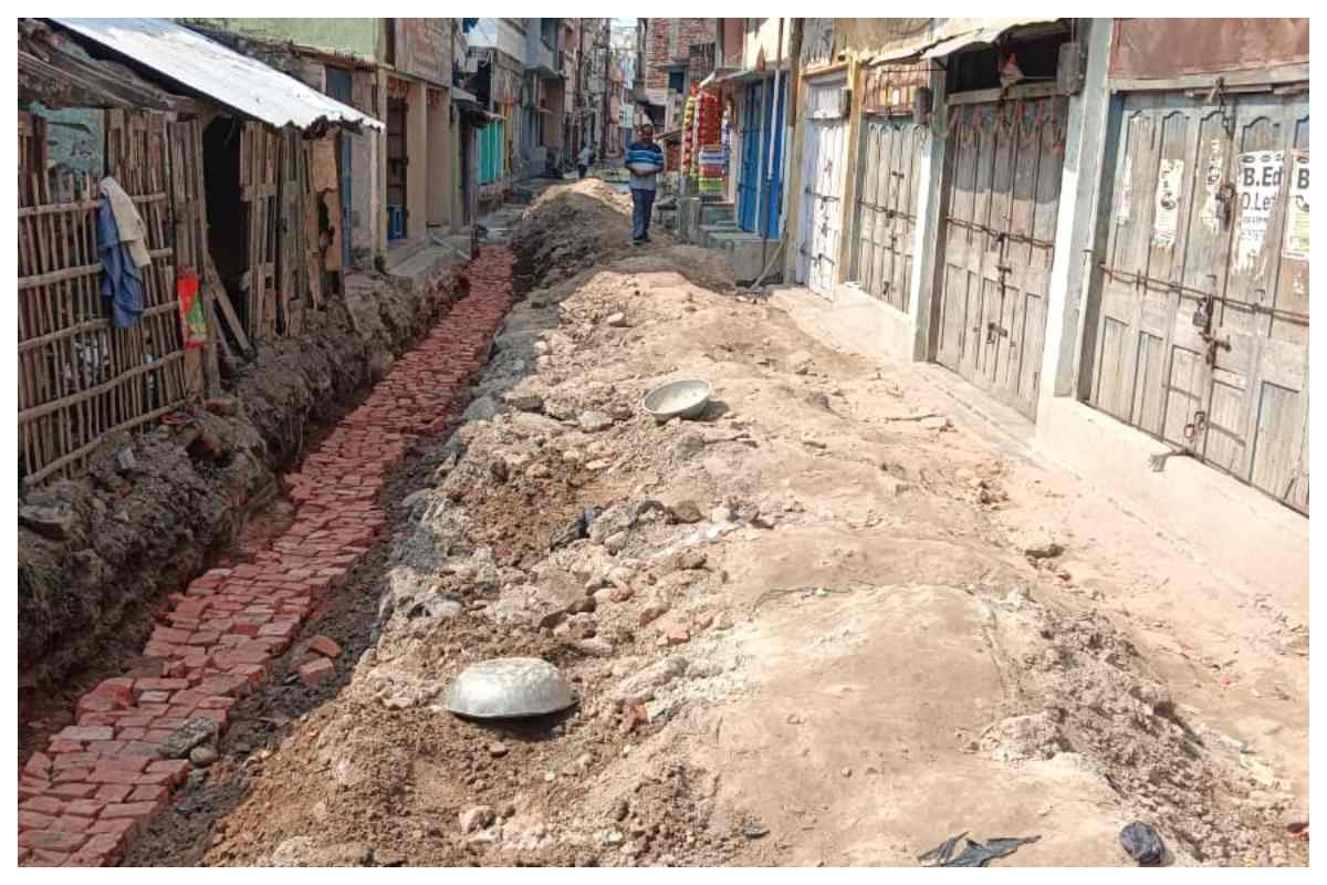 Bagaha News-nagar-parishad-pcc-road-drain-construction-corruption-eo-saroj-kumar-baitha-investigation Bagaha News-nagar-parishad-pcc-road-drain-construction-corruption-eo-saroj-kumar-baitha-investigation