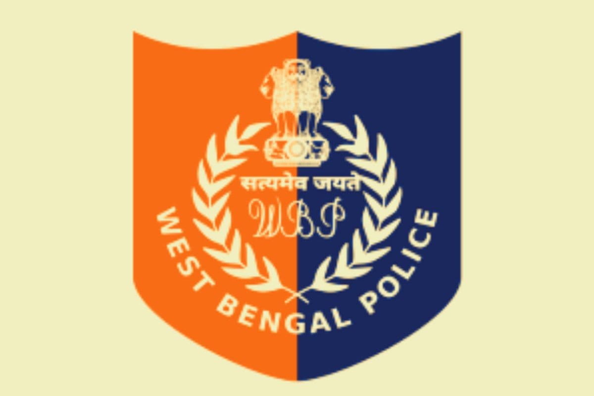 शेख शाहजहां और शौकत मोल्ला की मुश्किलें बढ़ीं, बंगाल एसटीएफ ने जमीन खोदकर निकाले हथियार
