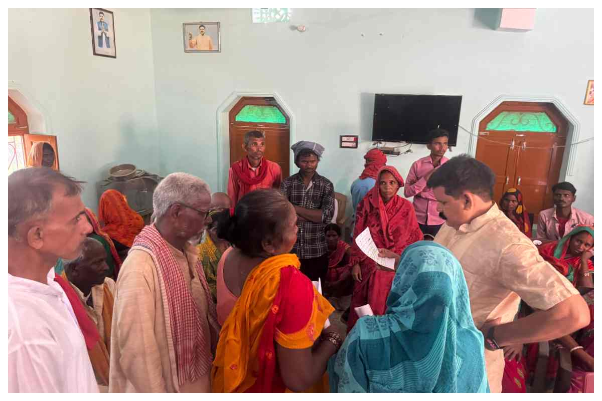 Bettiah Newsnarkatiaganj-marhiya-dalit-basti-dispute-union-minister-satish-chandra-dubey-investiga Bettiah Newsnarkatiaganj-marhiya-dalit-basti-dispute-union-minister-satish-chandra-dubey-investiga